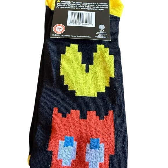 Retro Gaming Socks with Iconic Characters - Picture 2 of 2